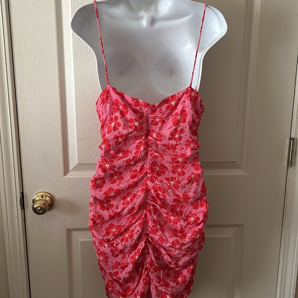 Zara Womens Pink Red Floral Ruched Bodycon Mini Dress Sz Med Summer 💕 - Picture 11 of 14